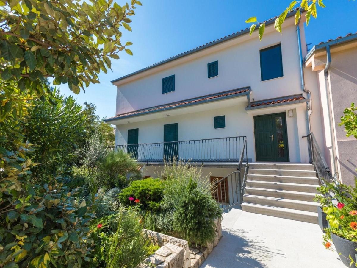 Apartments Loncaric Crikvenica Exterior foto