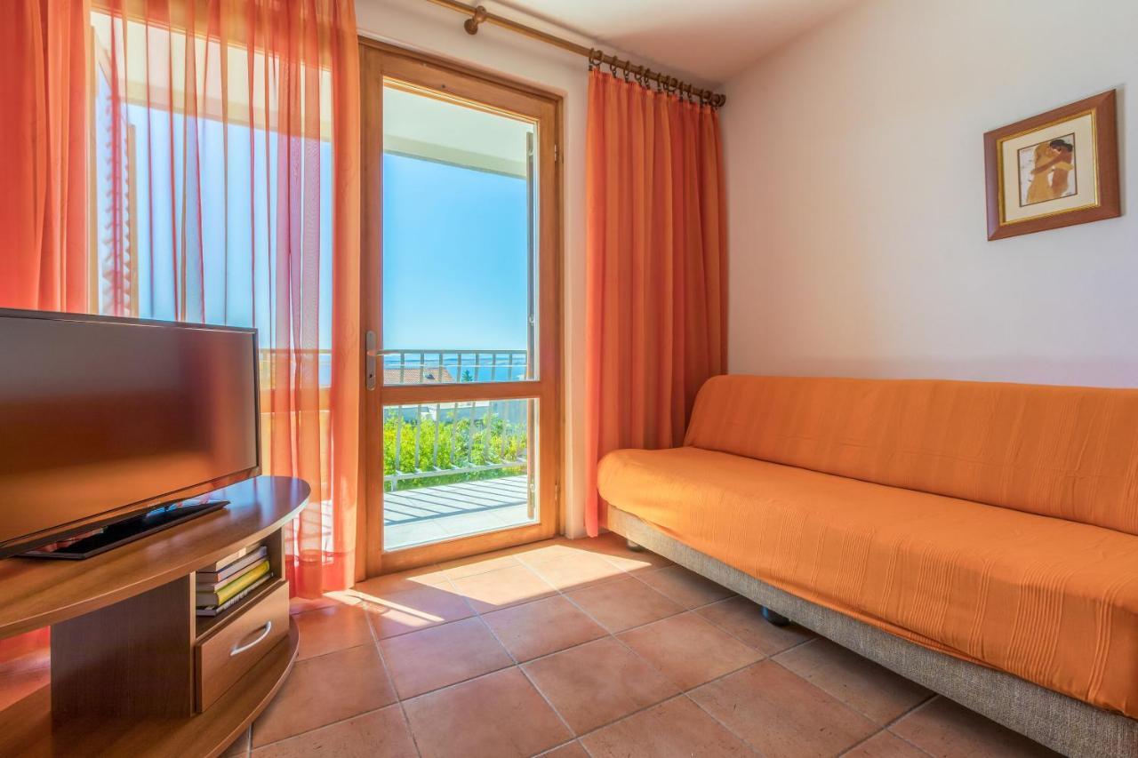 Apartments Loncaric Crikvenica Exterior foto