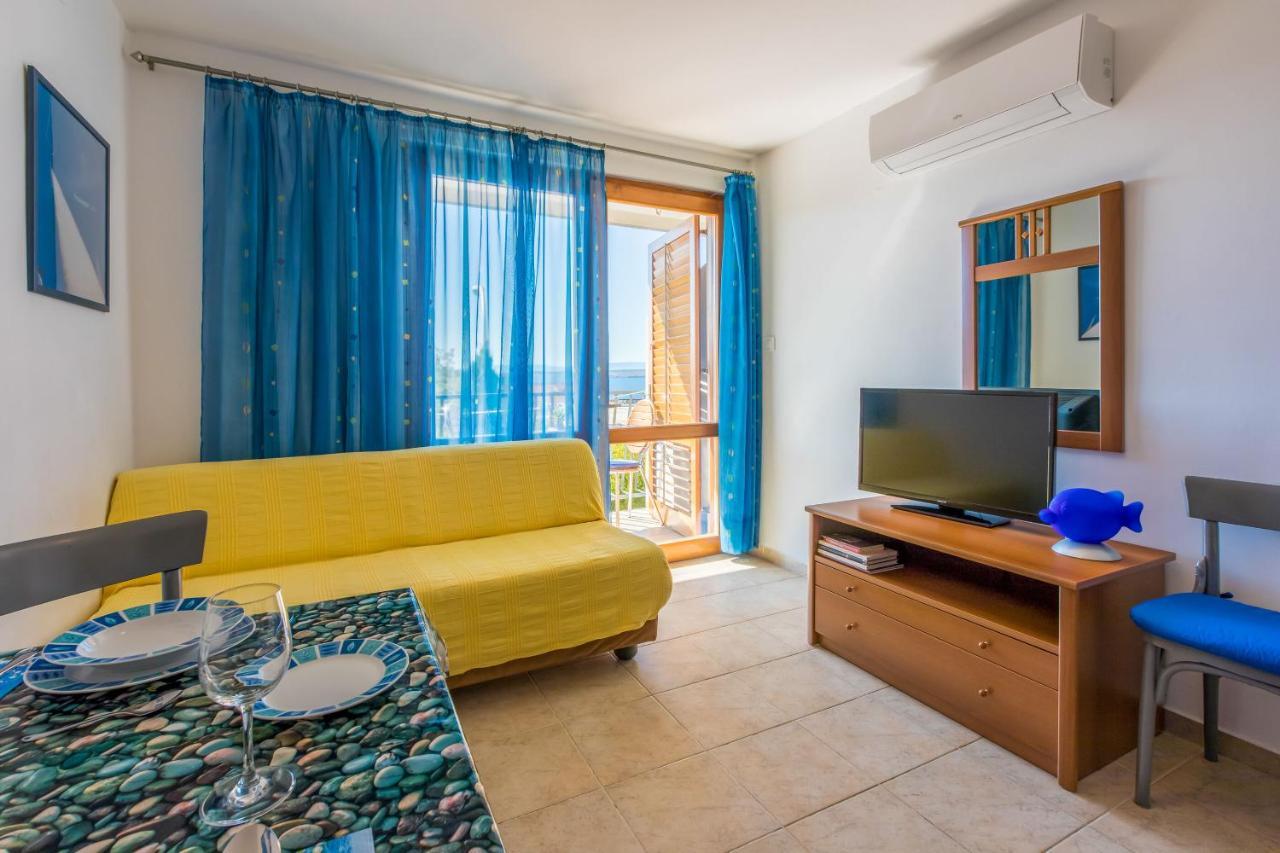 Apartments Loncaric Crikvenica Exterior foto