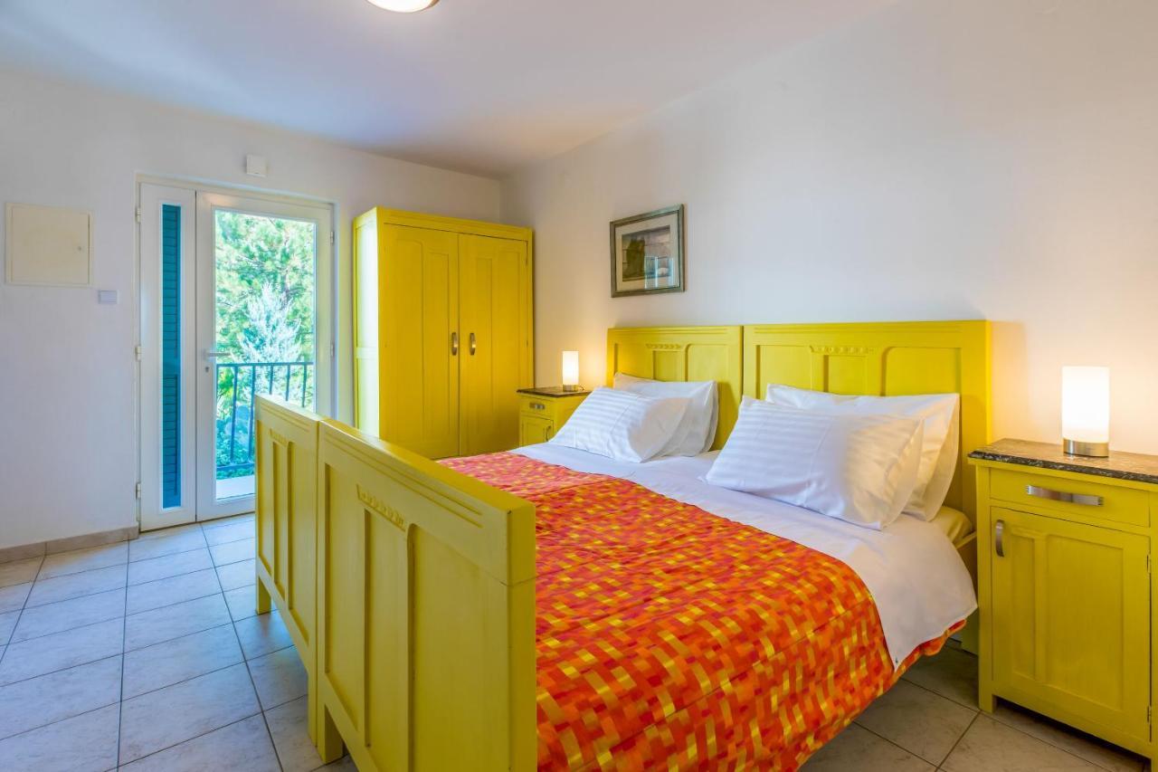 Apartments Loncaric Crikvenica Exterior foto