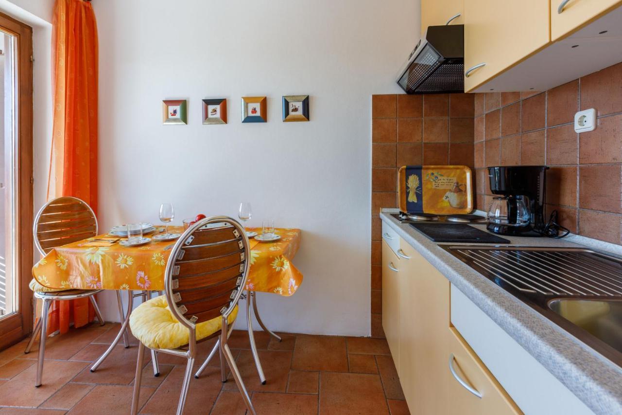 Apartments Loncaric Crikvenica Exterior foto