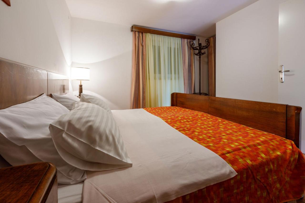 Apartments Loncaric Crikvenica Exterior foto